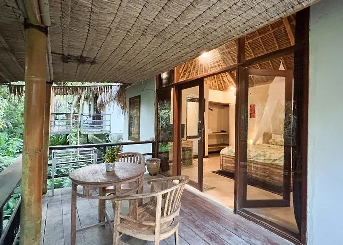 Amara Giri View Guest house 3*